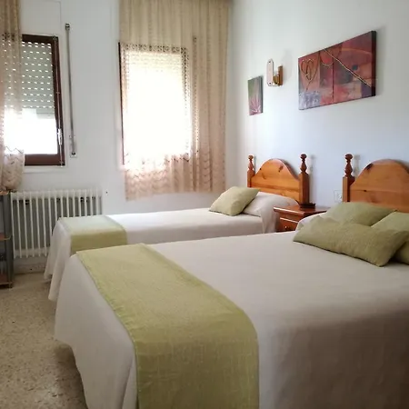 Affittacamere Pinares Lloret de Mar