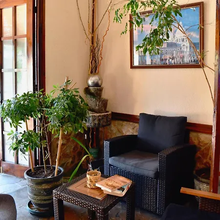 Pinares Гостевой дом Льорет-де-Мар