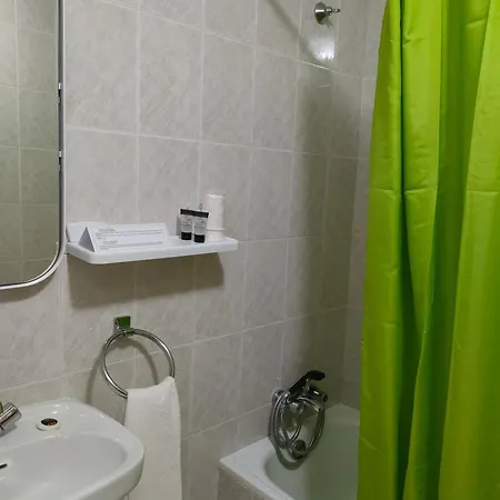 Pinares Guest house 2*