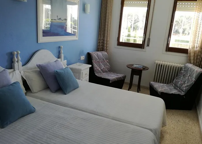 Πανσιόν Pinares 2*